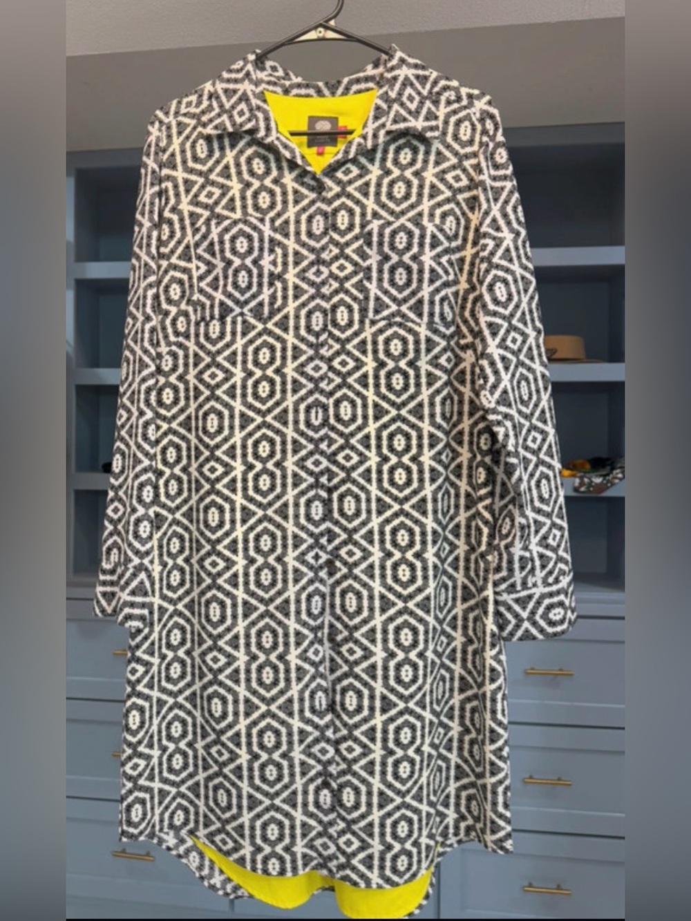Vince Camuto Black & White Geometric Midi shirt dress with Yellow Lining